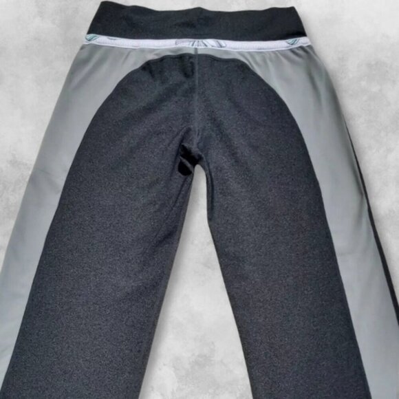 Lululemon Wide Leg Pants Adjustable Drawstring Back Zip Pocket Gray Women's US 6 - Picture 2 of 5